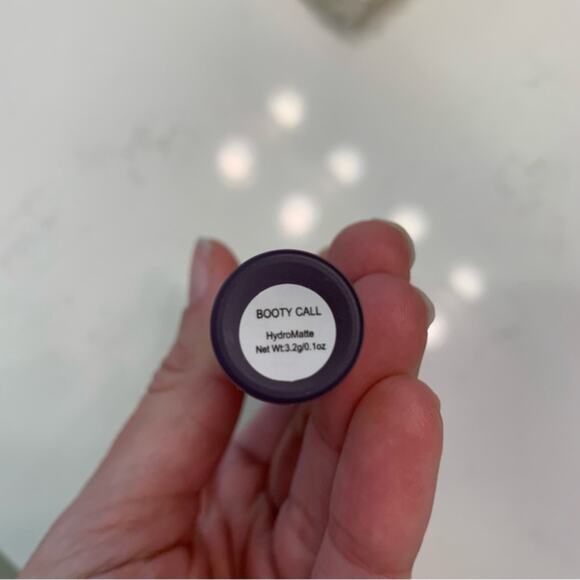 LALA Hydromatte Lip Stain dark nude - Picture 2 of 9